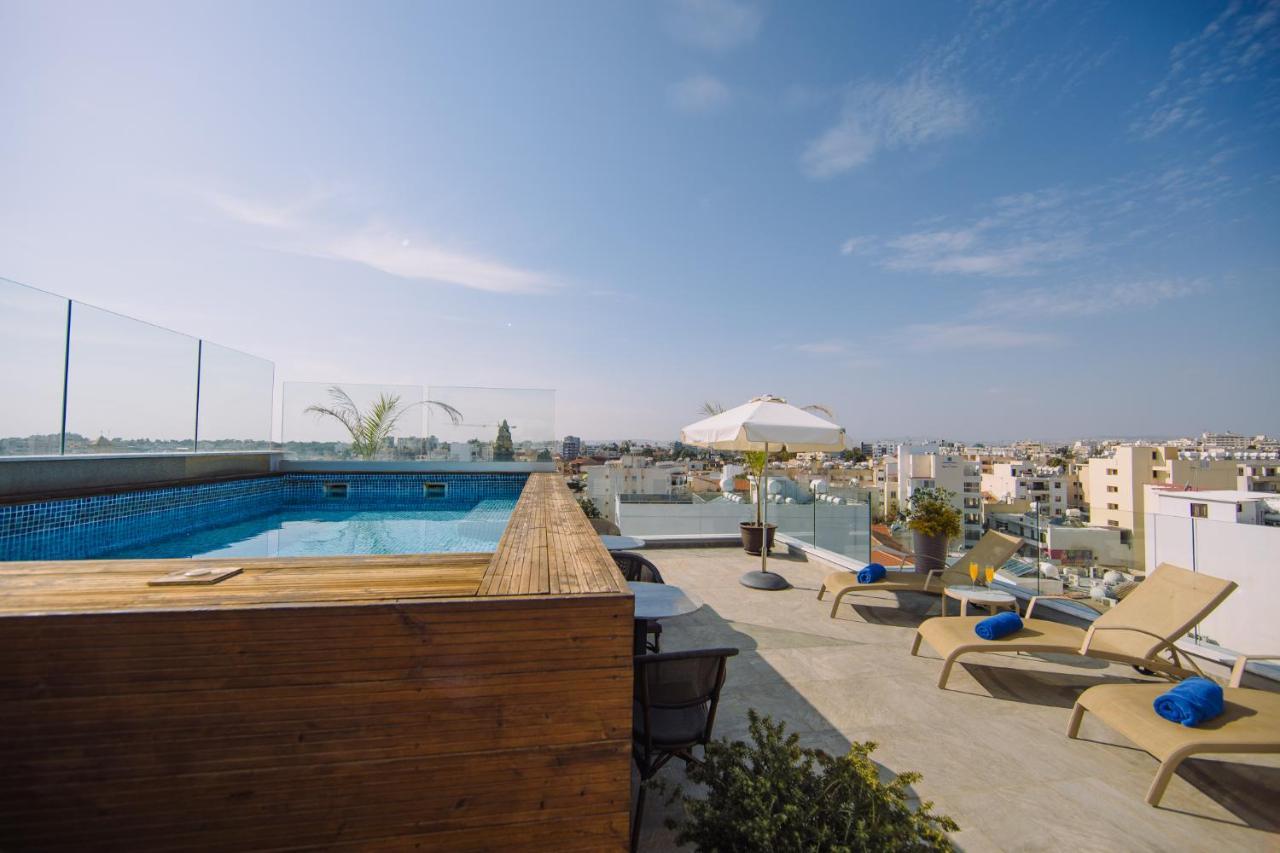 Qbic City Hotel Larnaca Bagian luar foto